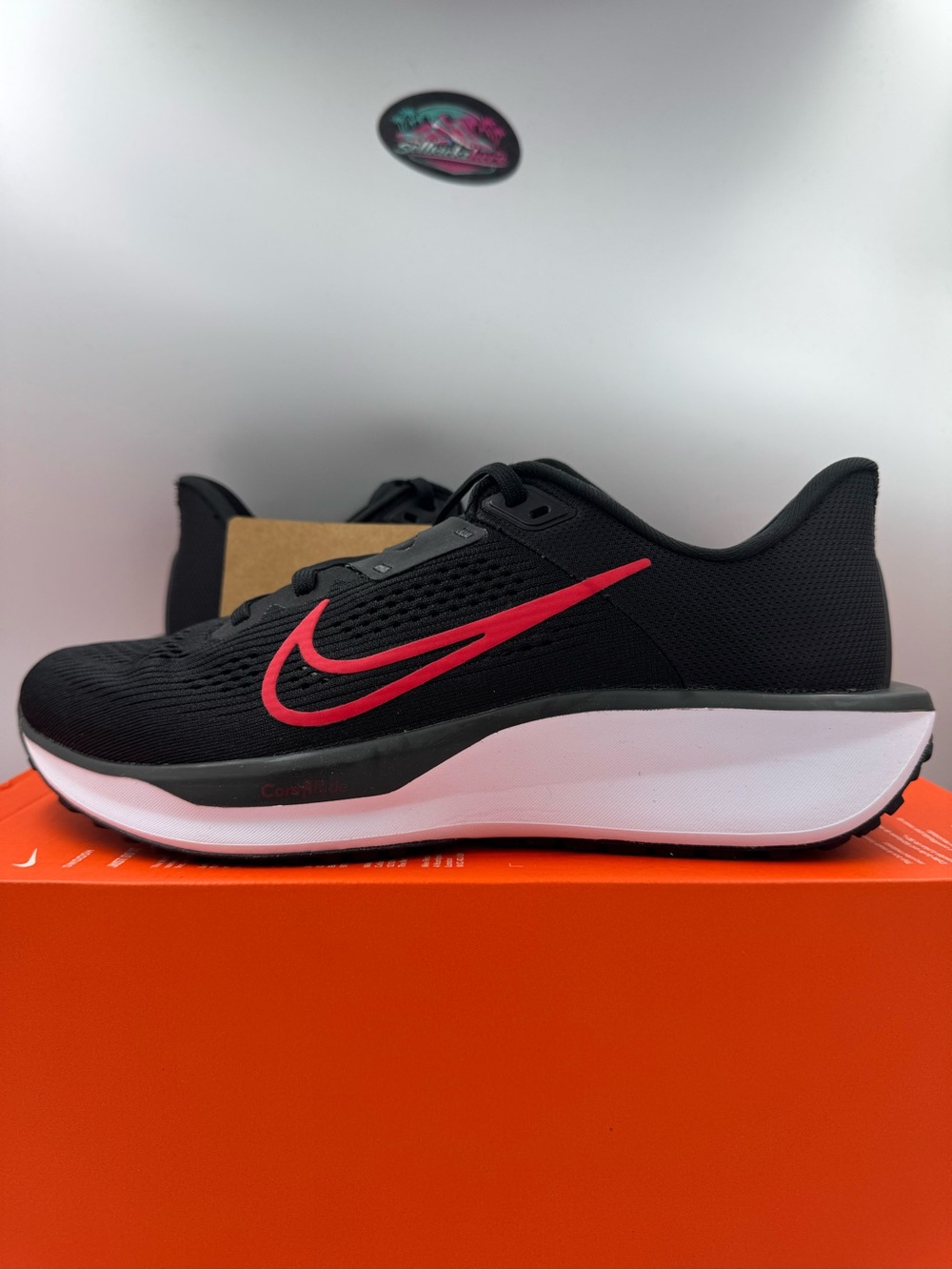 Nike Quest 6 Black University Red BRAND NEW Size 8.5